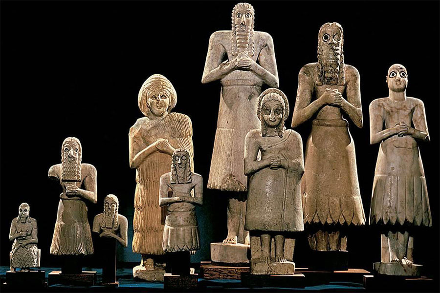 Sümerler, MÖ. 4000 – MÖ. 2000 tarih aralığında, Güney Mezopotamya’da (Günümüzde Irak’ın Güneyi) yaşamış tarihte bilinen en önemli medeniyet olarak kabul edilmektedir.