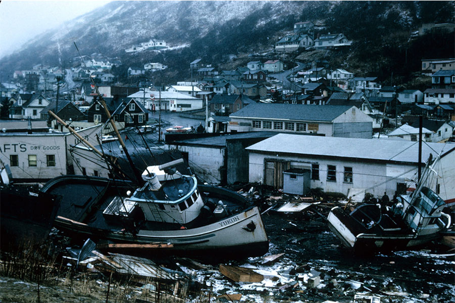 Alaska Depremi, 27 Mart 1964 yılında AKTS saati ile 17:36’da meydana gelen depremin şiddeti 9.2 olarak kayıtlara geçmiştir.