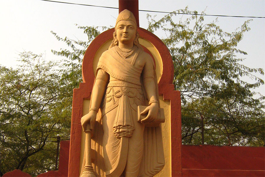 Hintli Komutan Chandragupta